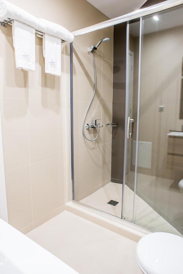 Α26 Pristine & Modern Flat Near Monastiraki Square In Athens Apartment ภายนอก รูปภาพ